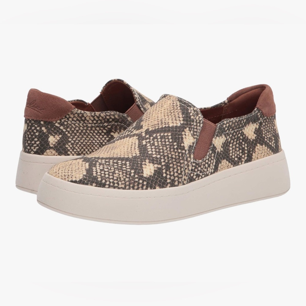 Zodiac Jasmine Snake Print Slip-On Sneakers - Brown and Cream size 6.5 NWOT..